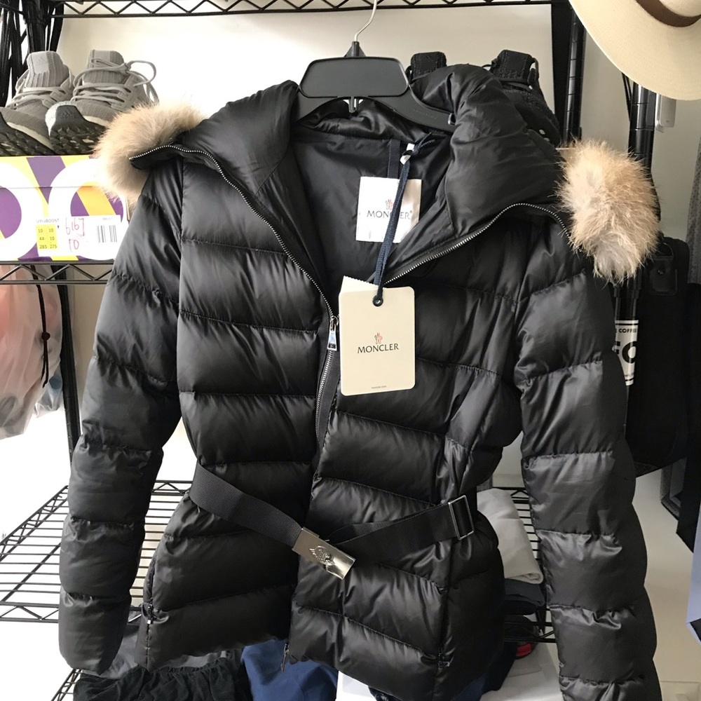 SOLD Moncler Tatie Short Down Jacket